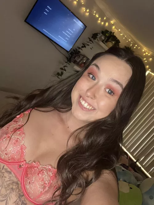 Brunettes are waaaay better by Jordileexo