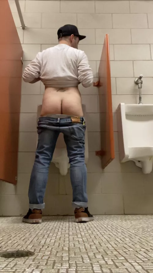 Chicago booty for tops by pervdude4dads