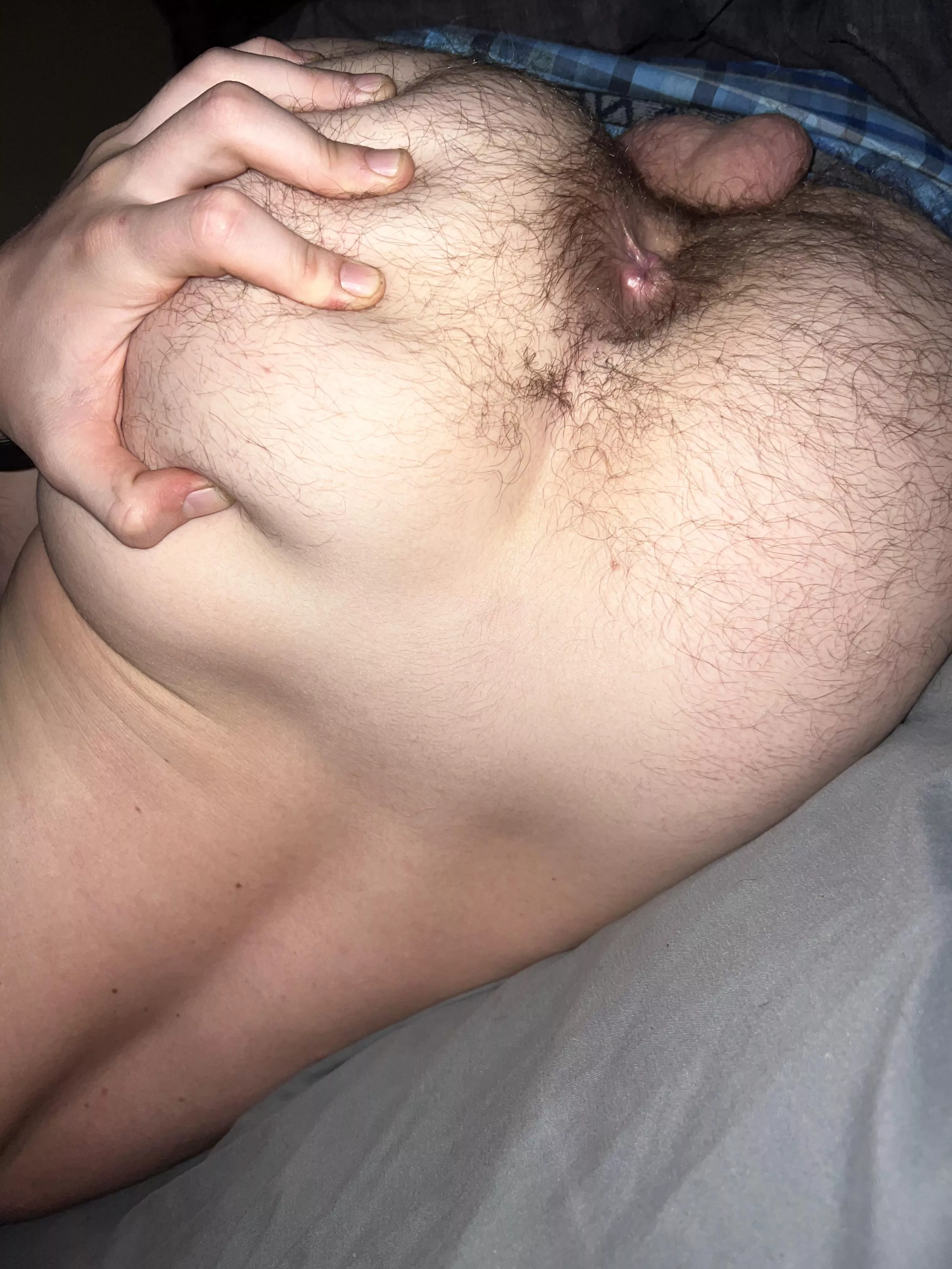 Cmon man just put your face in it 😏 posted by Drakey2000OF