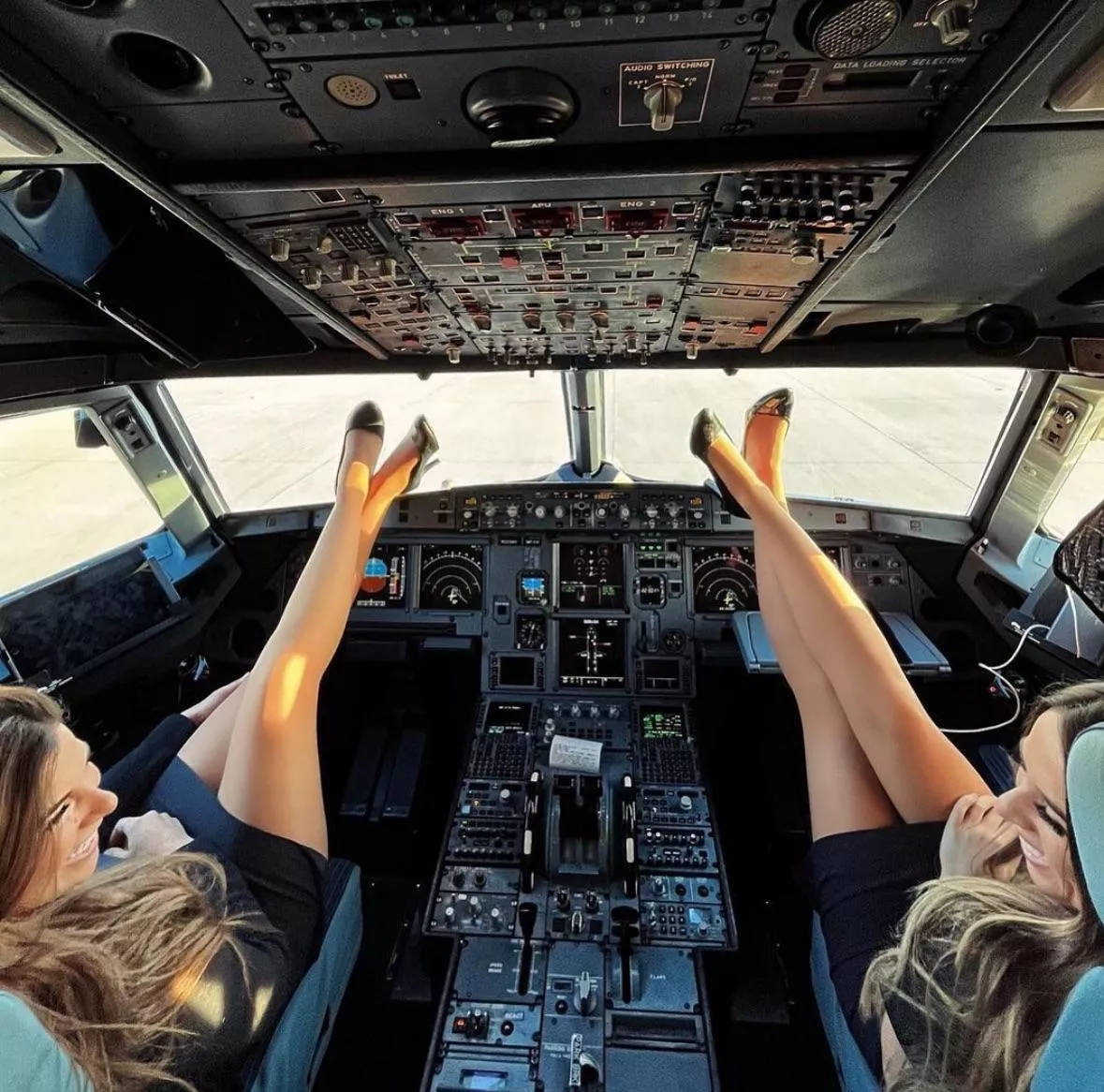 Cockpit posted by IkarusAndTheSun