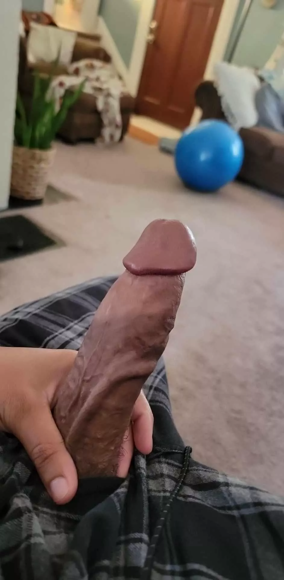 Cum give me a hand or two 😏 posted by the_long_knight