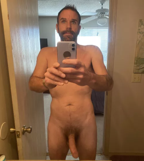 First time here by dicksteele74