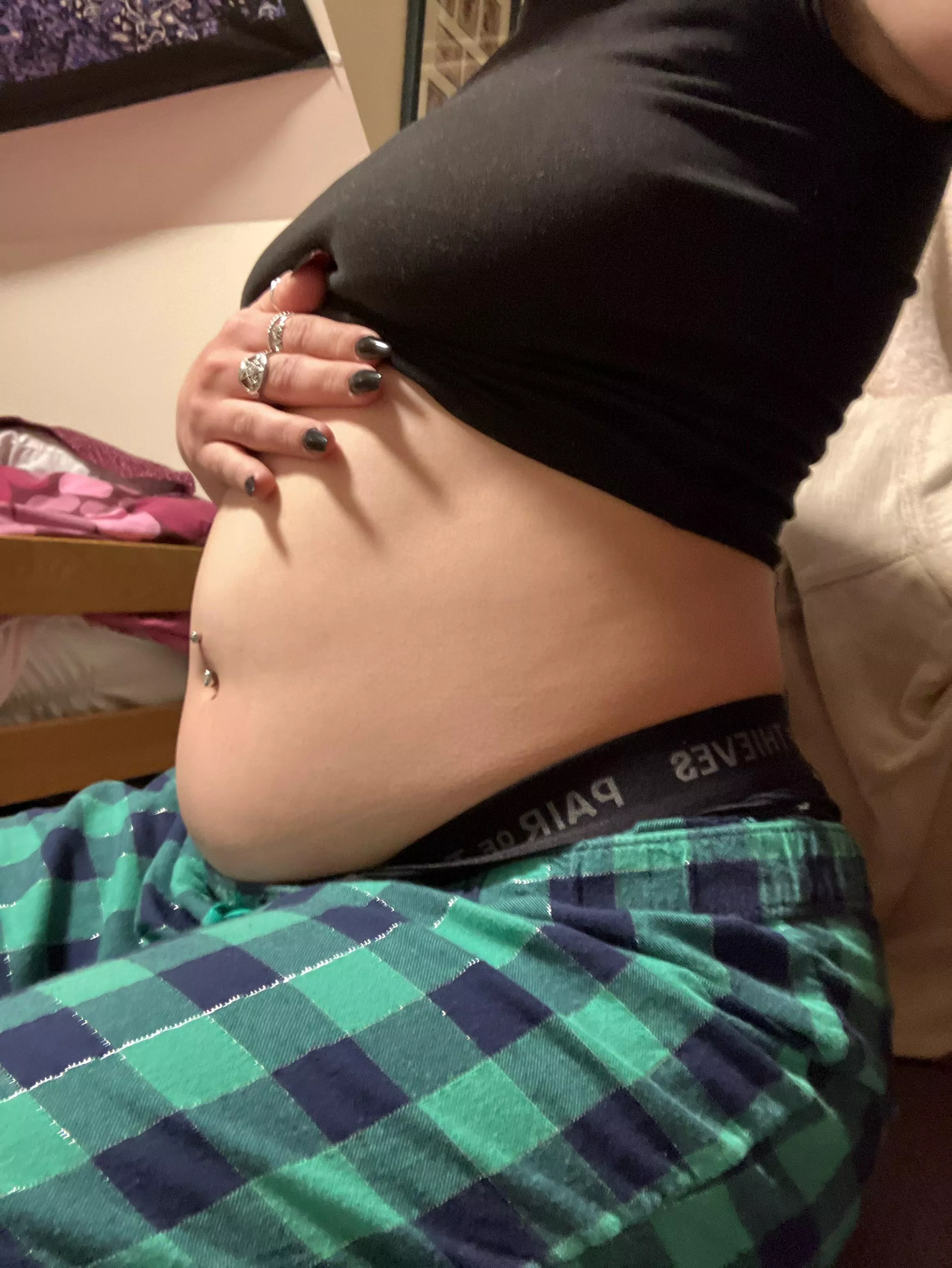 Getting big posted by tubbytess