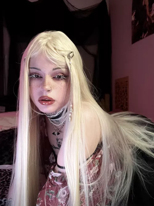 got dressed for you by Mantasticles