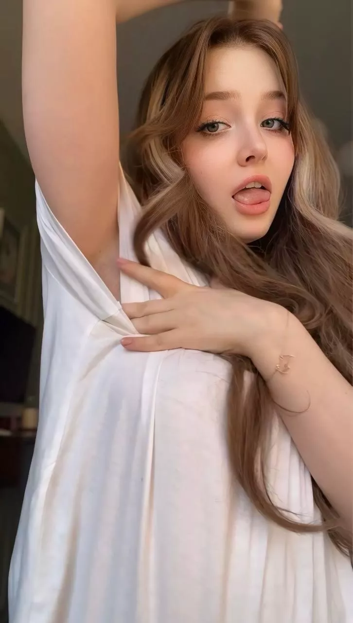 Hopefully you are into petite 19yo girls like me are you posted by DushessIness