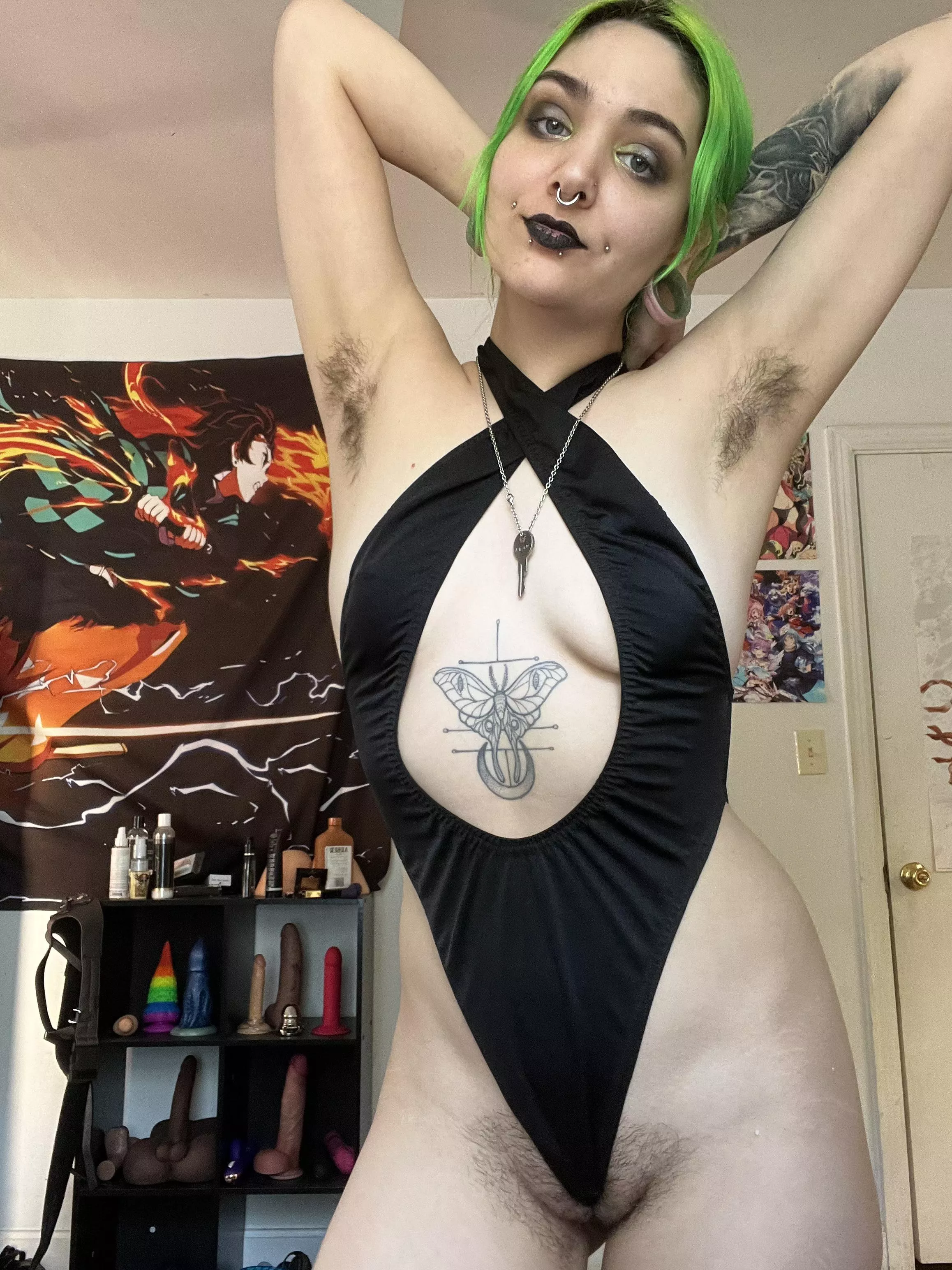 How badly do you wanna lick? posted by justsmokeandsleep