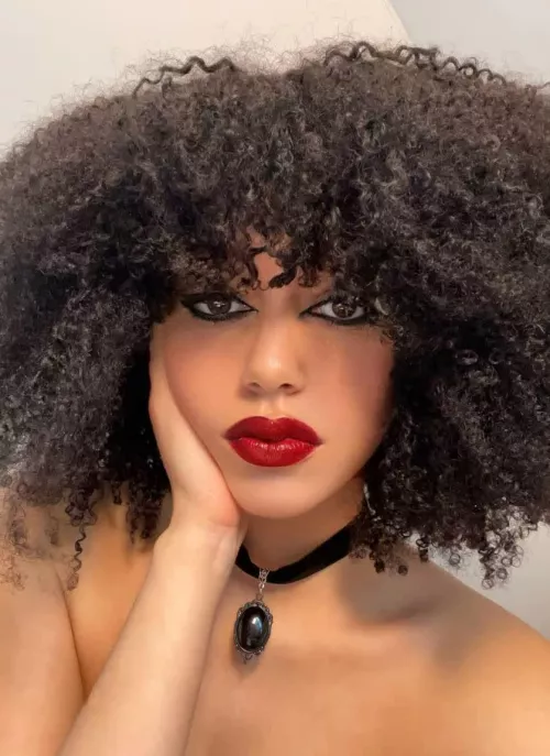 I feel so sexy by Samiraxoxodarky