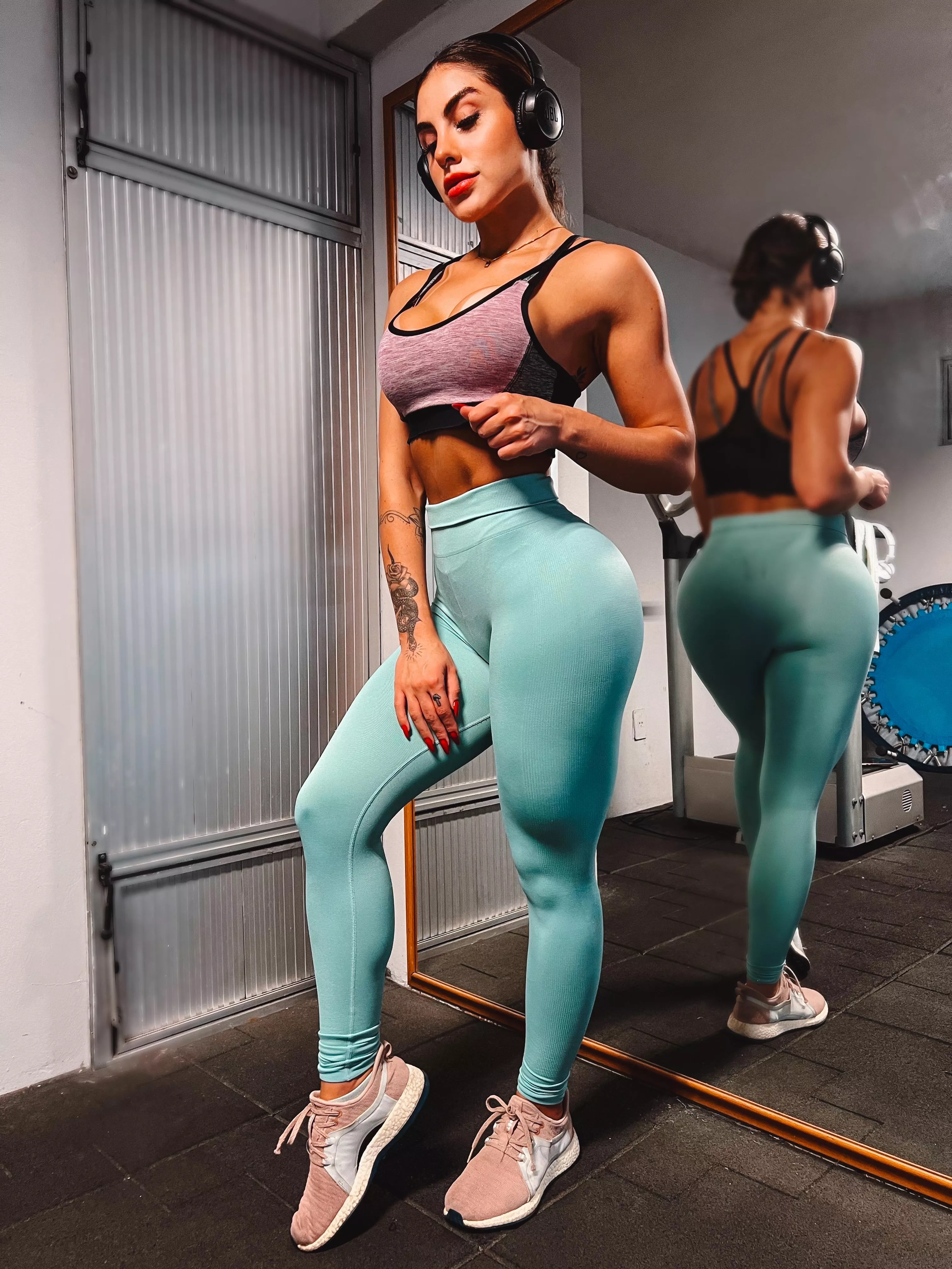 I love leggings to train posted by PhysicalWallabys