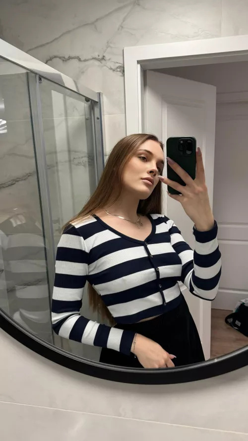 I want to be your cute bunny and be filled up like a cumdump by Mbarak77