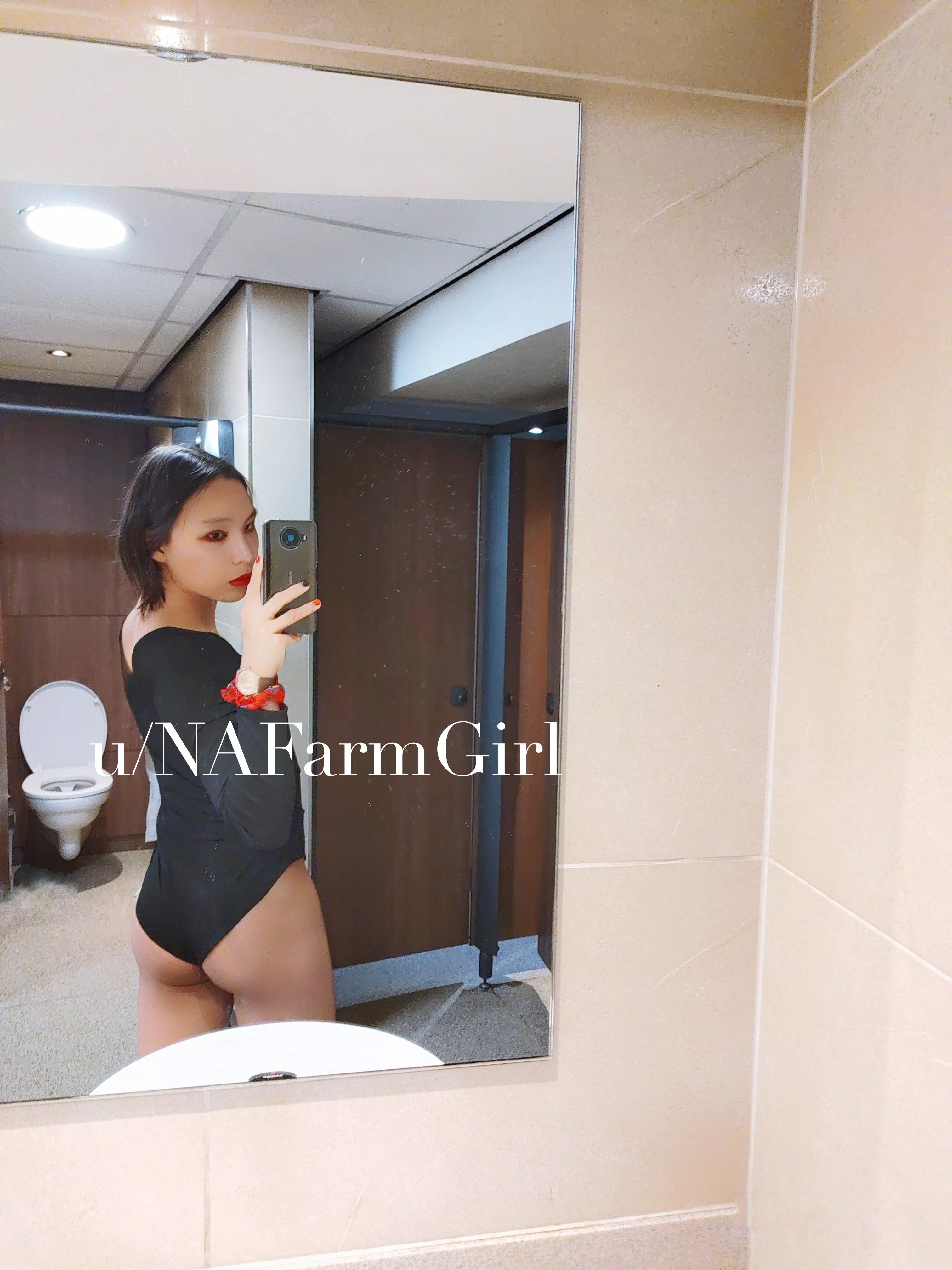 Ignore the loo please... posted by NAFarmGirl