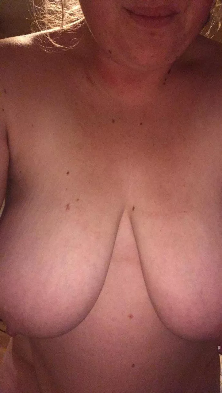 I'm a big, soft pillowy woman with a blowjob obsession bigger than my boobs posted by camicalc
