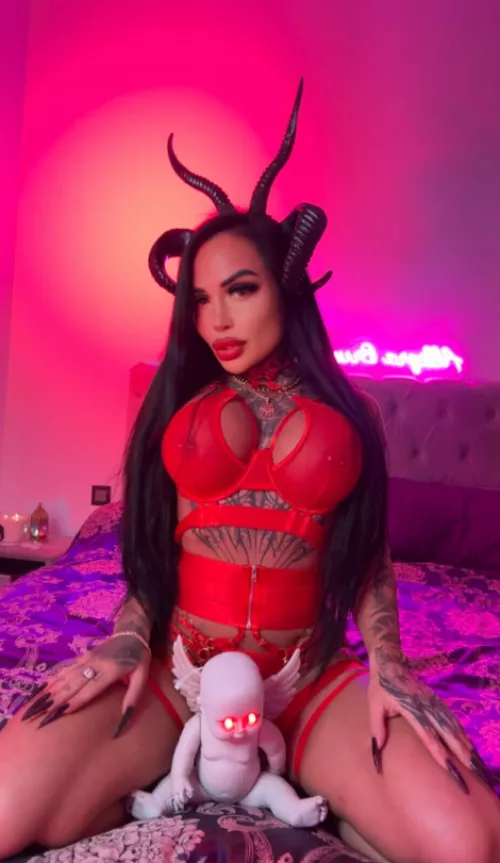 Lilith Cosplay from Diablo by Allegra_Brunnet