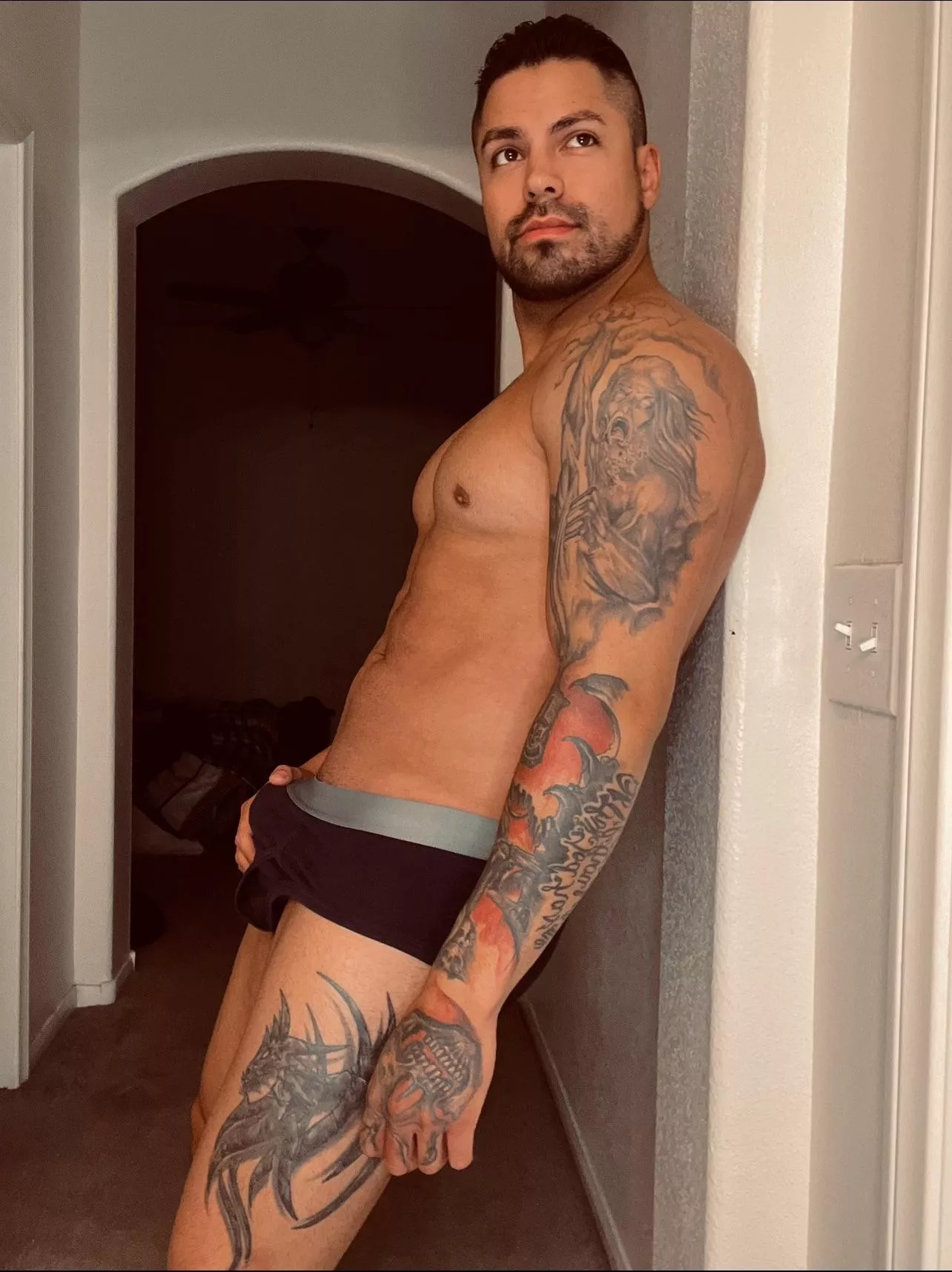 Love wearing briefs  posted by wyldboyy