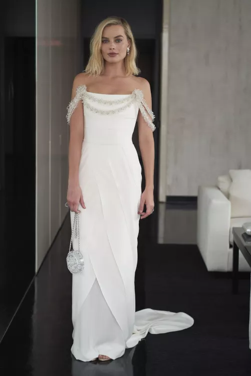 Margot Robbie by OhNoWhatHappenedNow