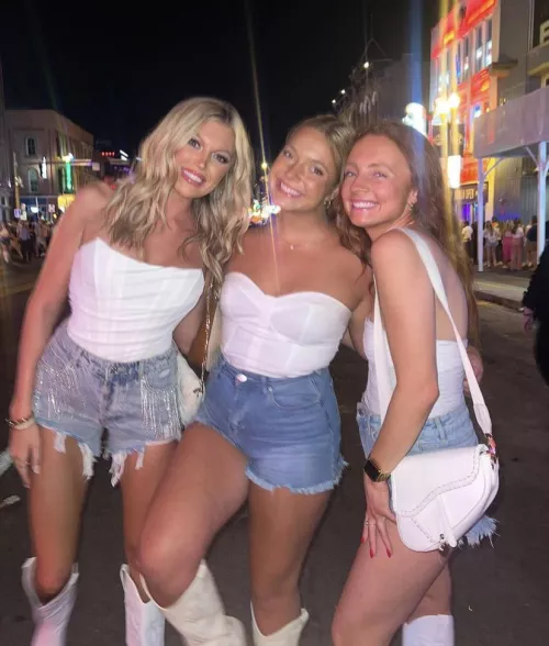 Nashville trip by caniblegit