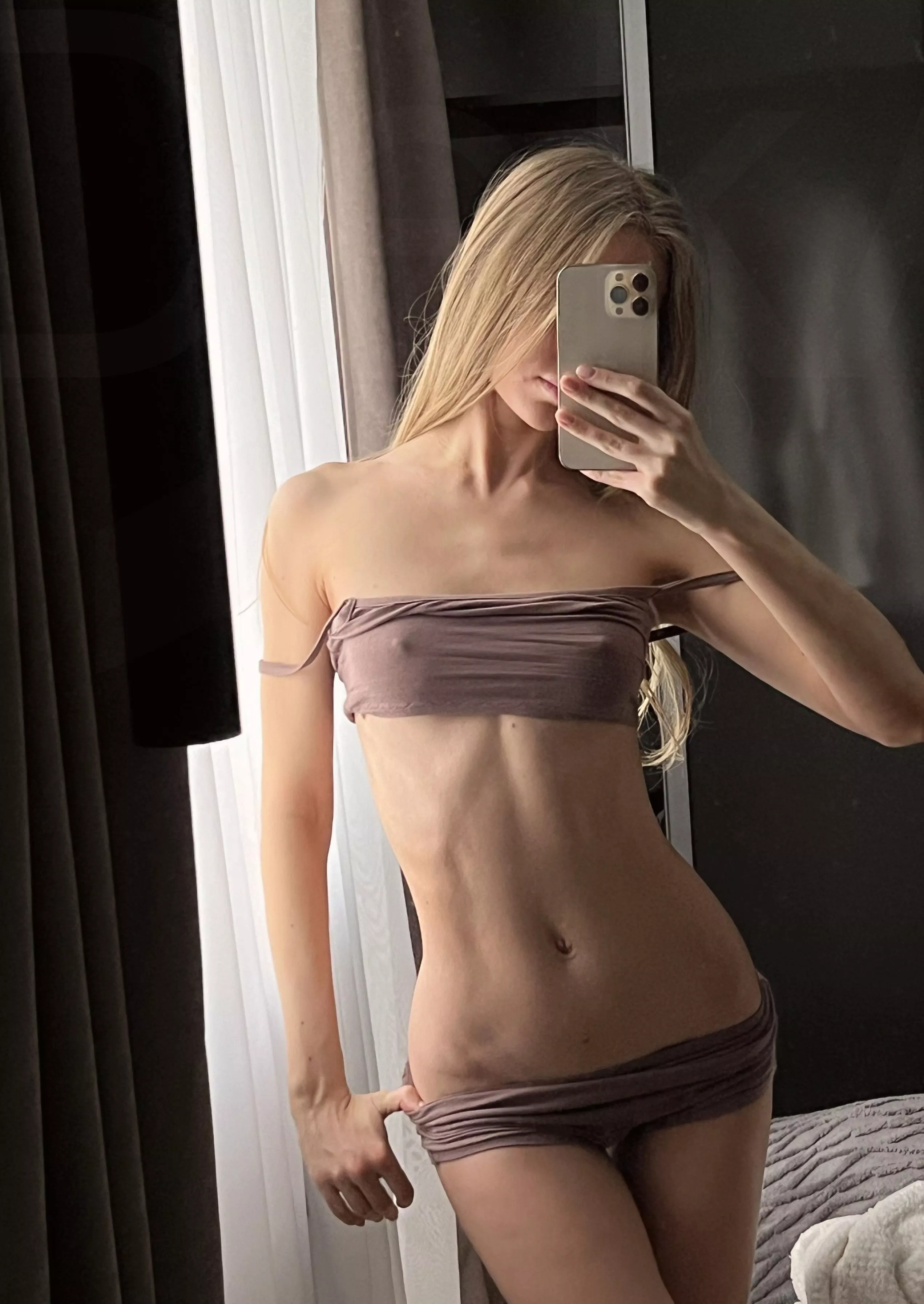 No underwears no stress posted by maxsafari123nu