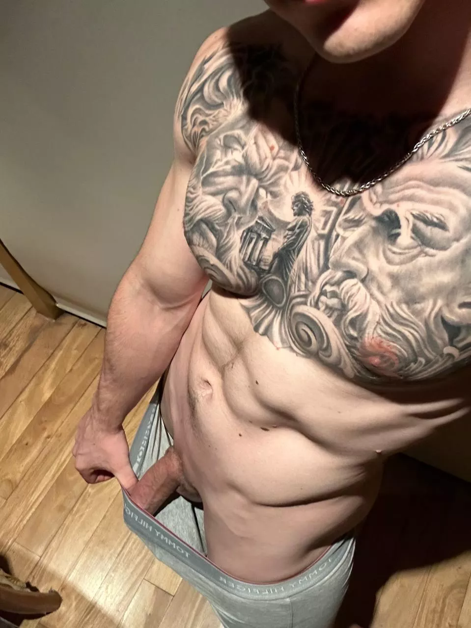 only react if you want backshots posted by Hurt_Insides