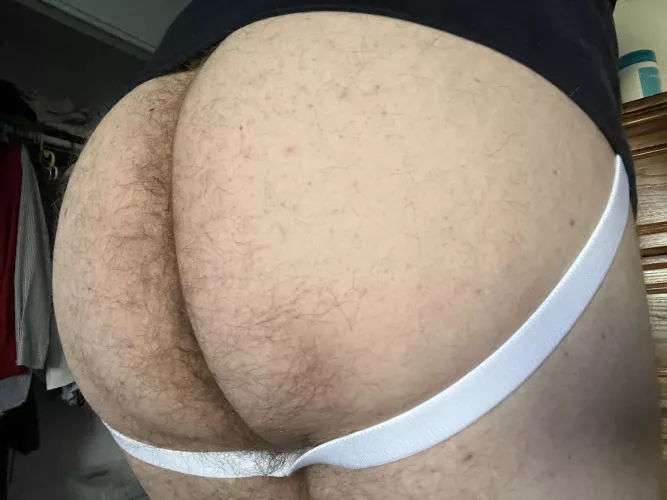 Would you mind if I hung around you like this? 🍑 by ChunkeyMonkey69