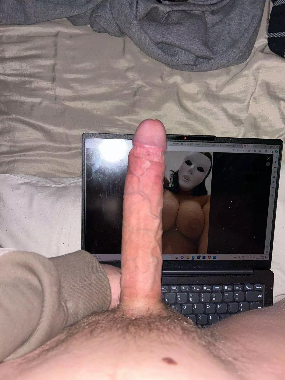 wyd if i pull this out next to you? ;) posted by CheesecakeFair1598