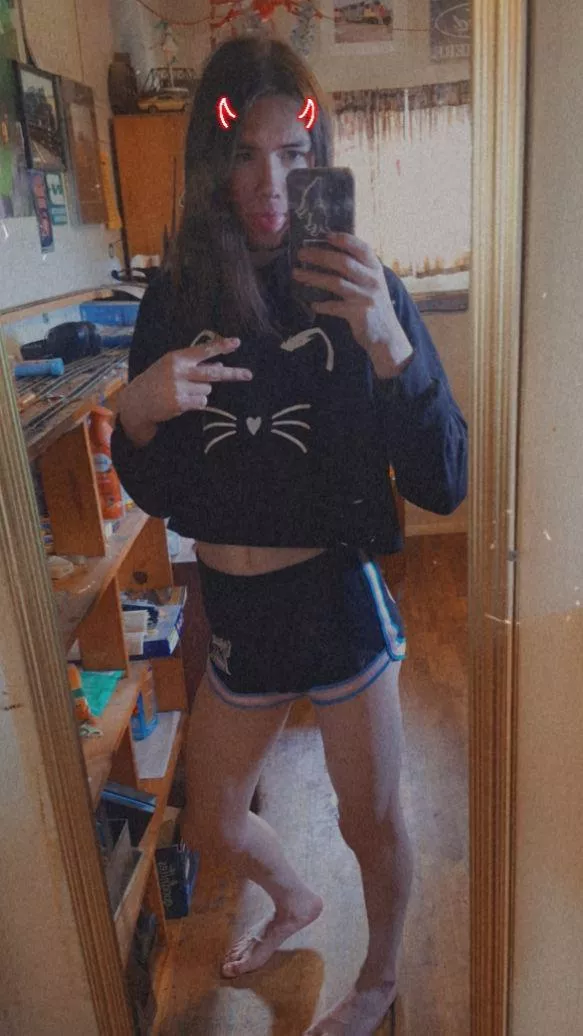 19 play with me posted by femboybutters