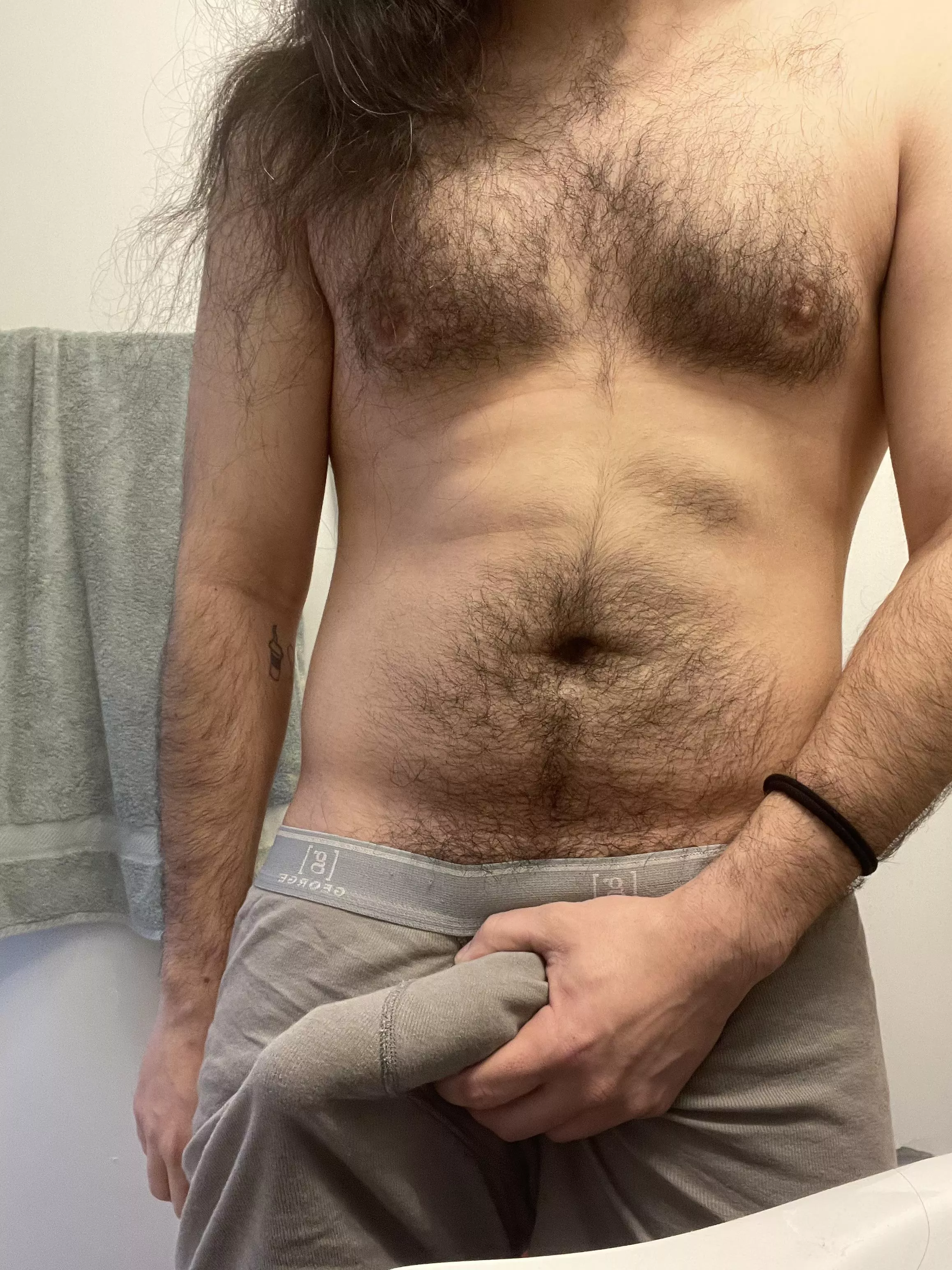 (27) could use an extra hand posted by FuzzyDadBod127