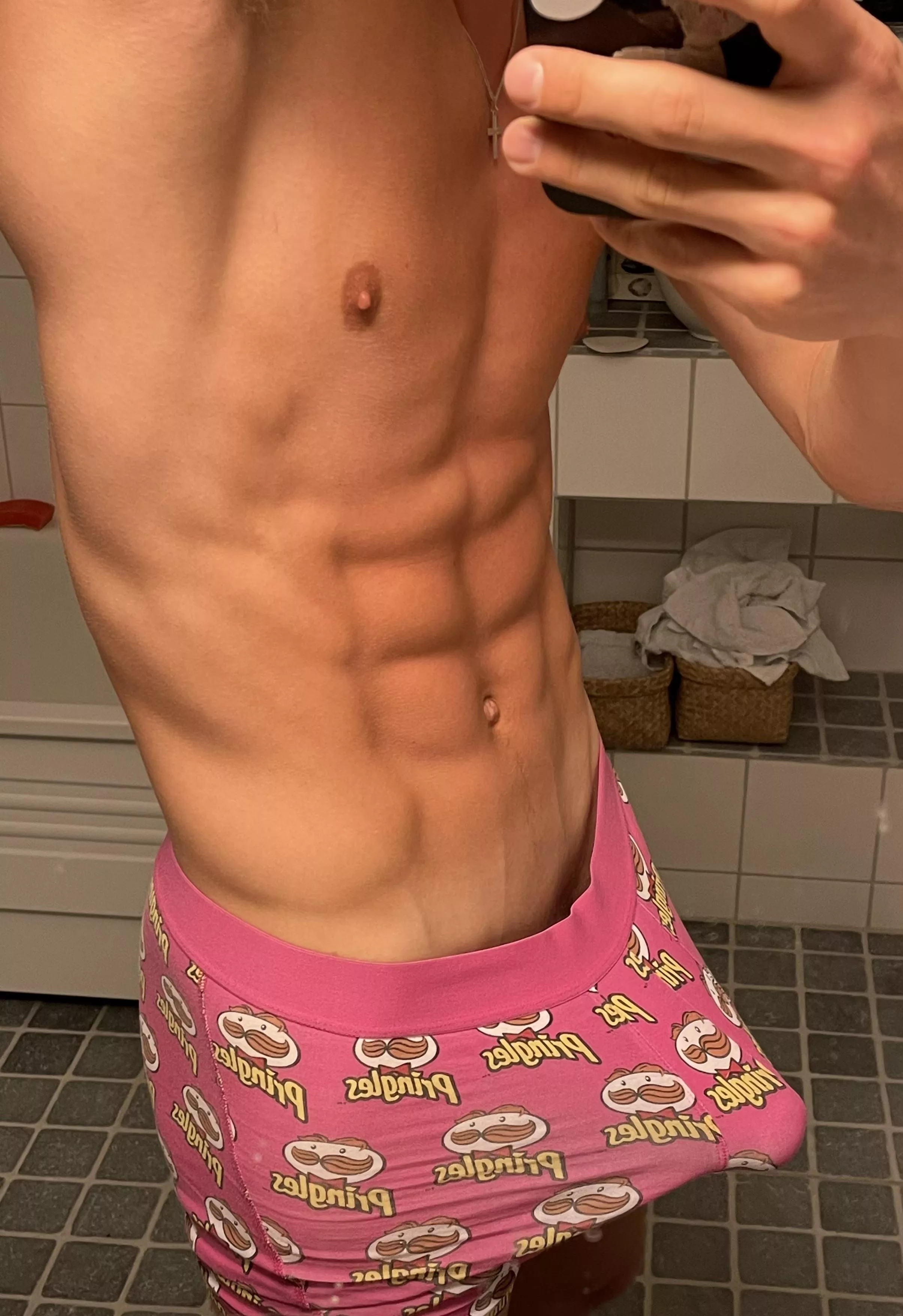 Anyone down for some pringles? posted by joelwbd