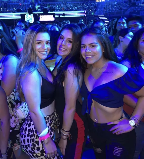 Concert girls [3] by tennisa_zelal