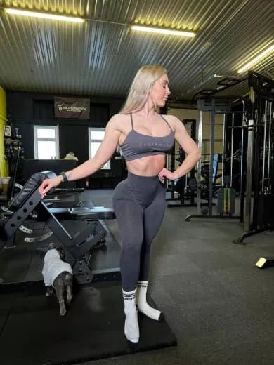 Do you like what I'm wearing ? posted by Thefitnessbarbie