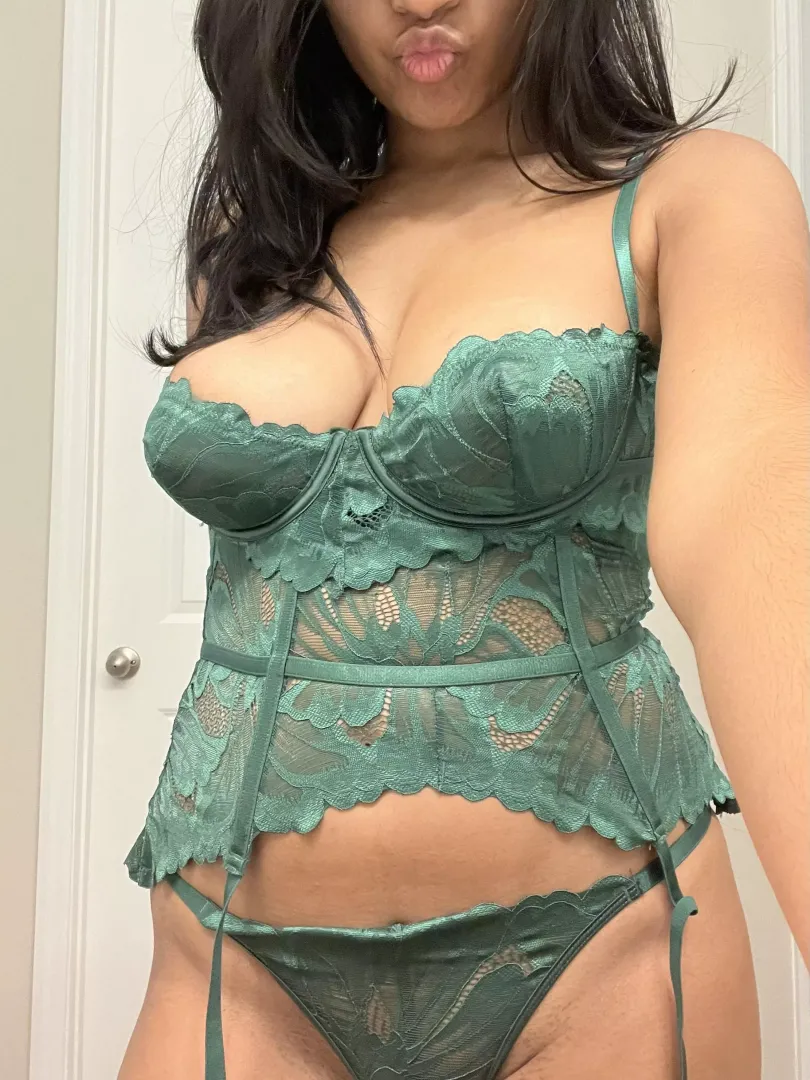 Do you wanna come over while my husband is at work? posted by DevandPri