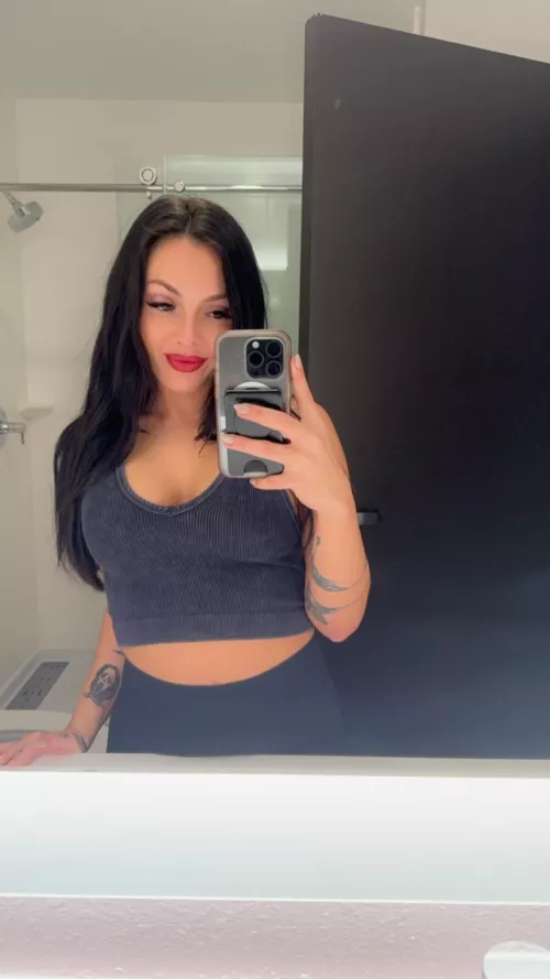 fits in me perfectly by Bulky-Winter-1924