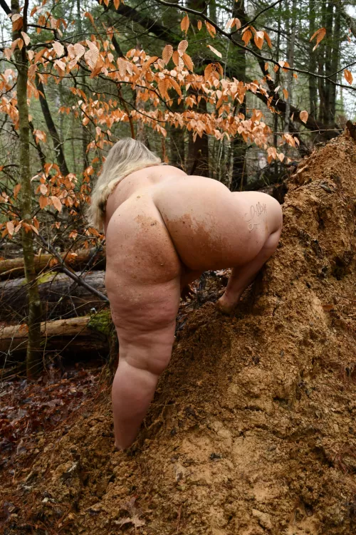 Forecasting rain tomorrow.  That means more mud to play in.  by shesLillyHart