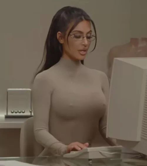 Hey, does anyone know whats her name or maybe some of her videos? by vyslovujesetomem