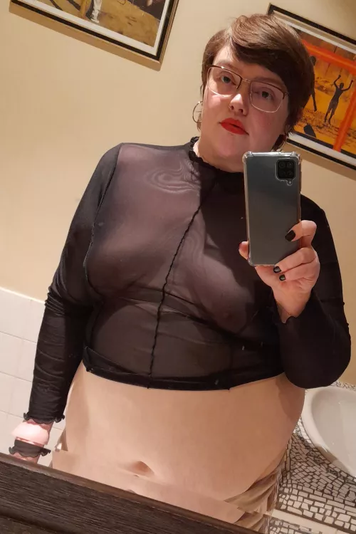 Hi 🥰🖤 by ellen_ripley_