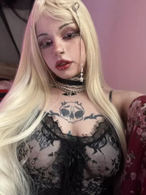 i can be your little secret by Mantasticles