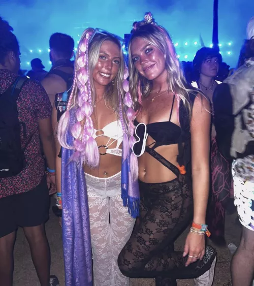 Left or right? EDC by Jaded-Ad5197