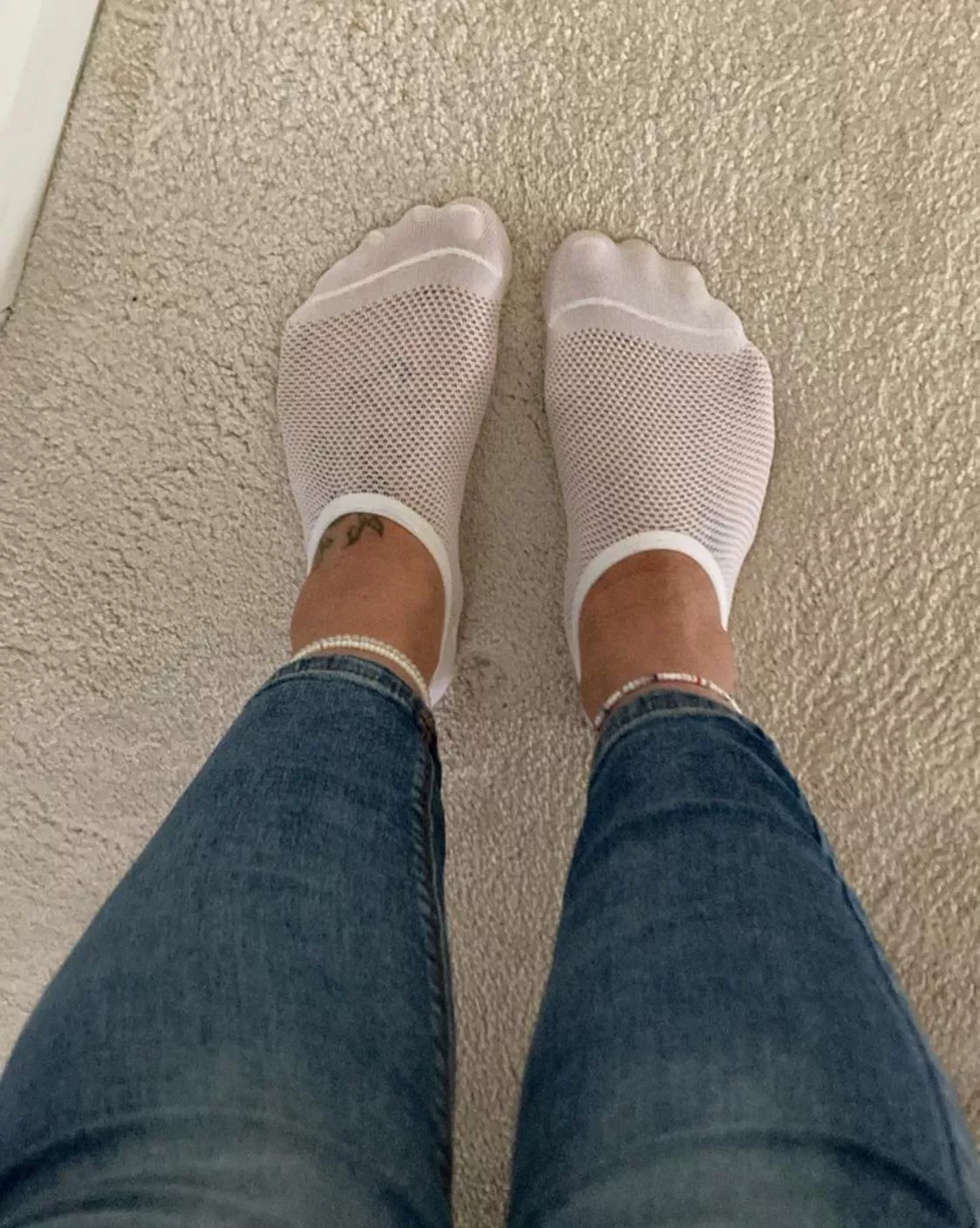 Love how these [F]eel on my feet, also love that you can still see my fresh pedi while I wear them posted by feet-girl84