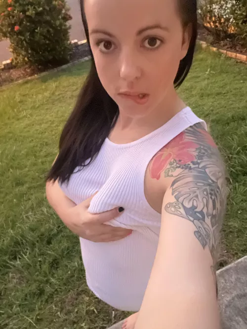 My pussy wants you to lick it! by cornutarofun