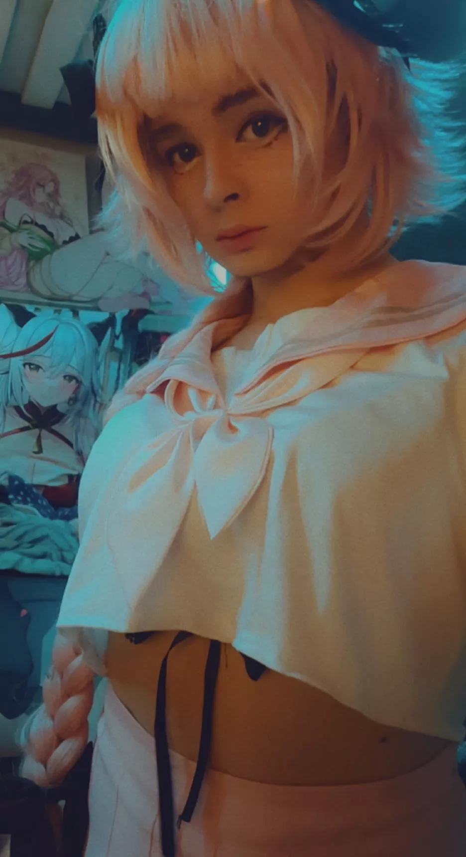 My SUPER masculine cosplay... posted by EXTREMEidiot03