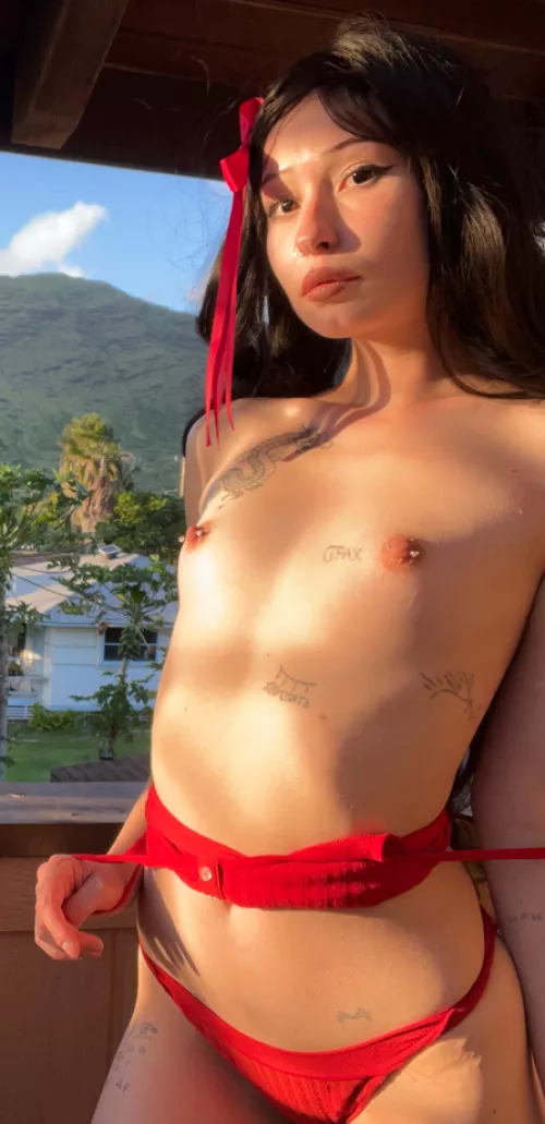 No one would even notice I'm sunbathing topless by am_ferra_