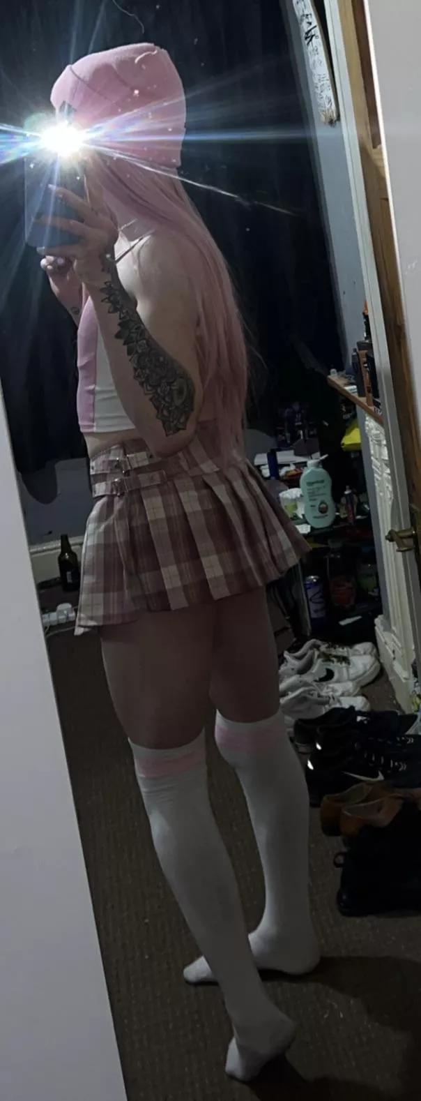 Proud manly man 💪🏻💕 posted by QueenK_96