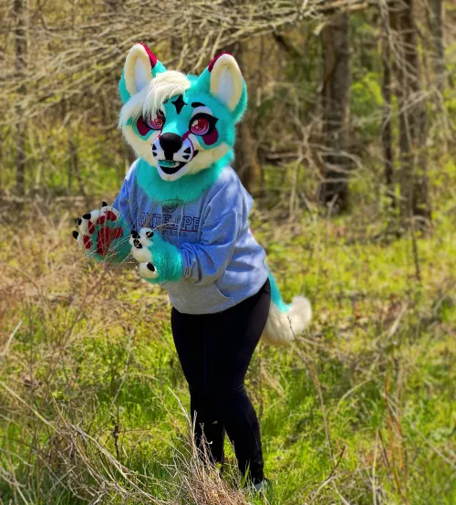 Public suiting part 3!? 0w0 by Economy-Spread5890