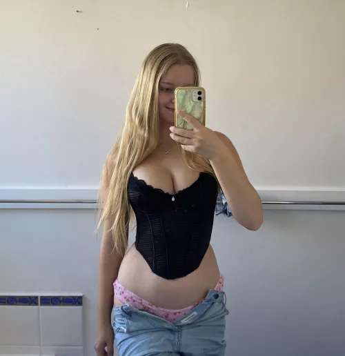 Rate my new crop corset?🙈💓 by lucysteele1