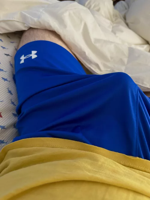 Short shorts bulges are the best by theaibatman