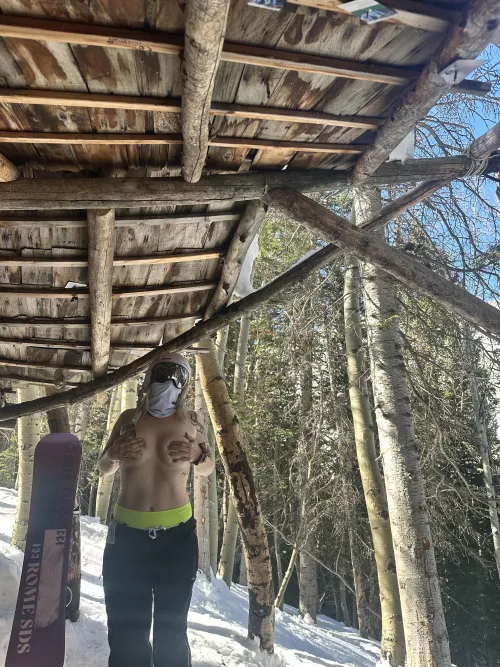 snowboarding date hand bra ;) by snonlyfans