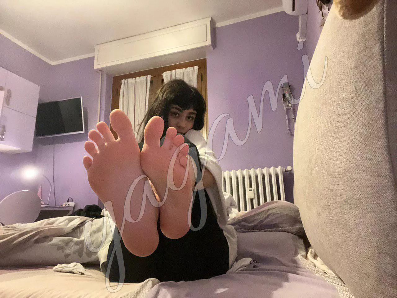 Soles in ur face :3 posted by mistressyagami