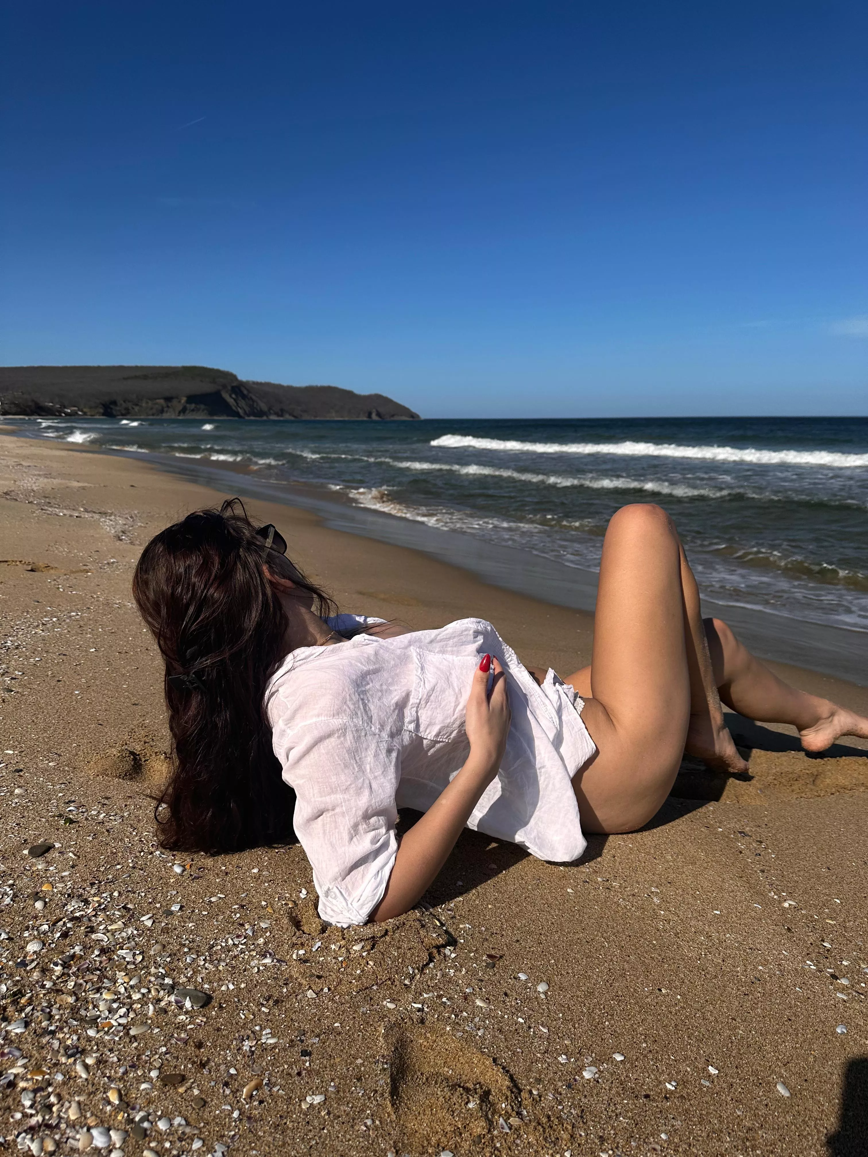 Teasing the waves  posted by Myonaaa