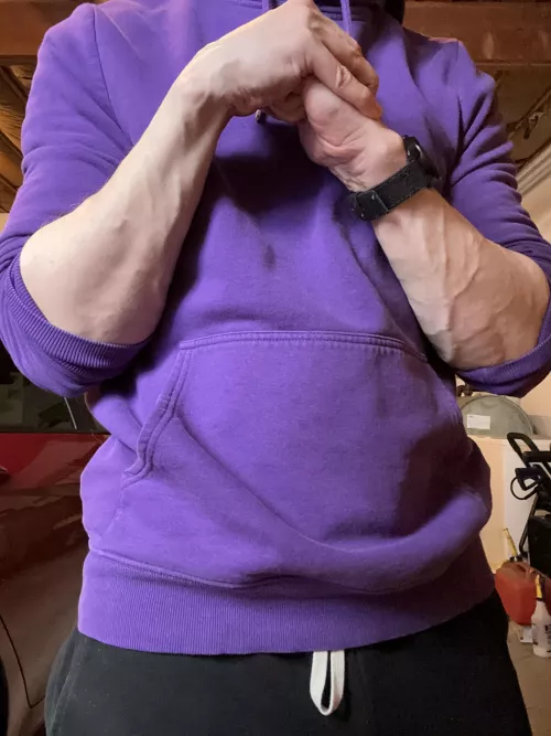 Vascularity can be a really sexy thing, I think  by sirmixnowandthen