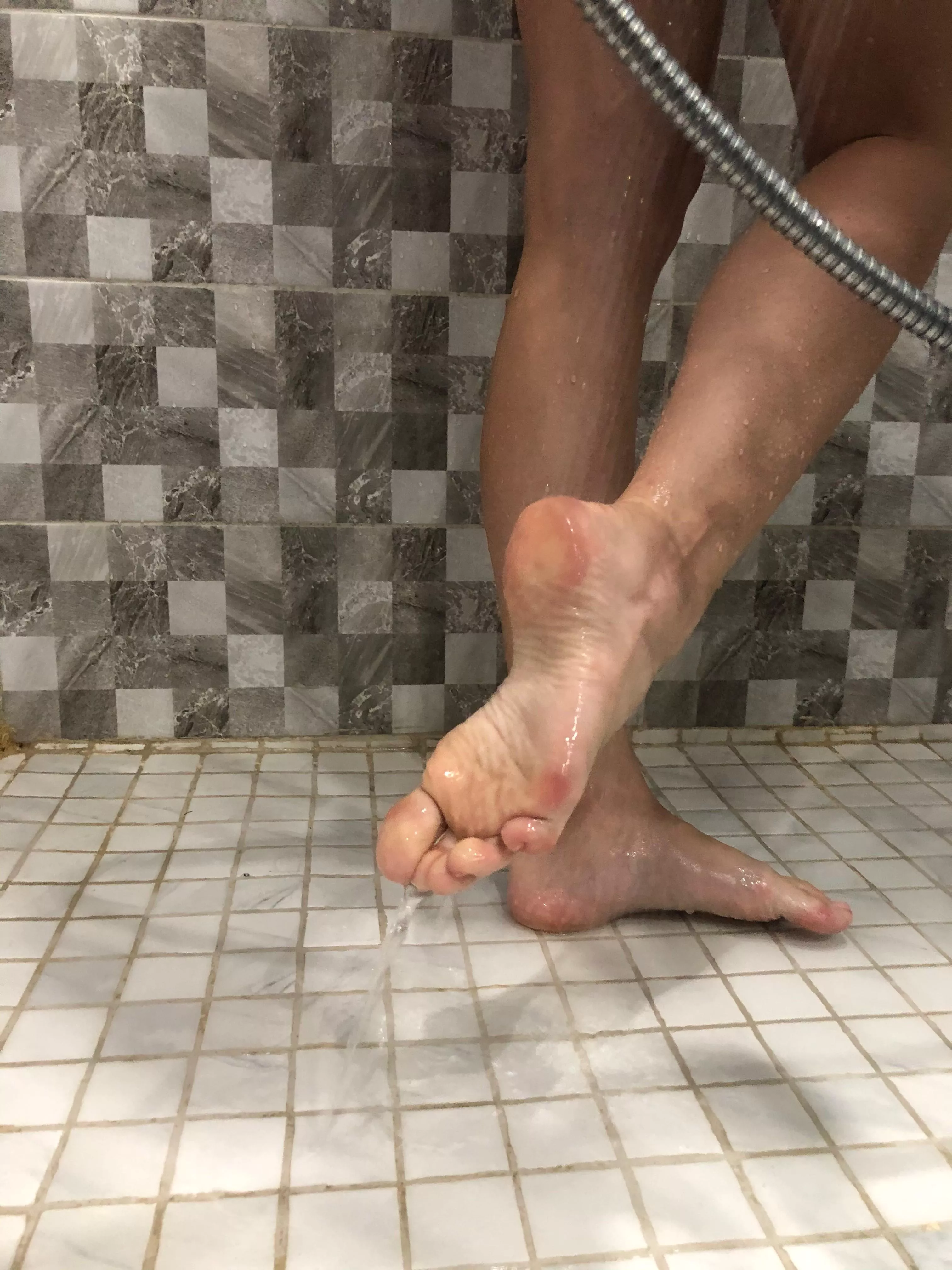 Wet soles for you posted by CharmingMistress