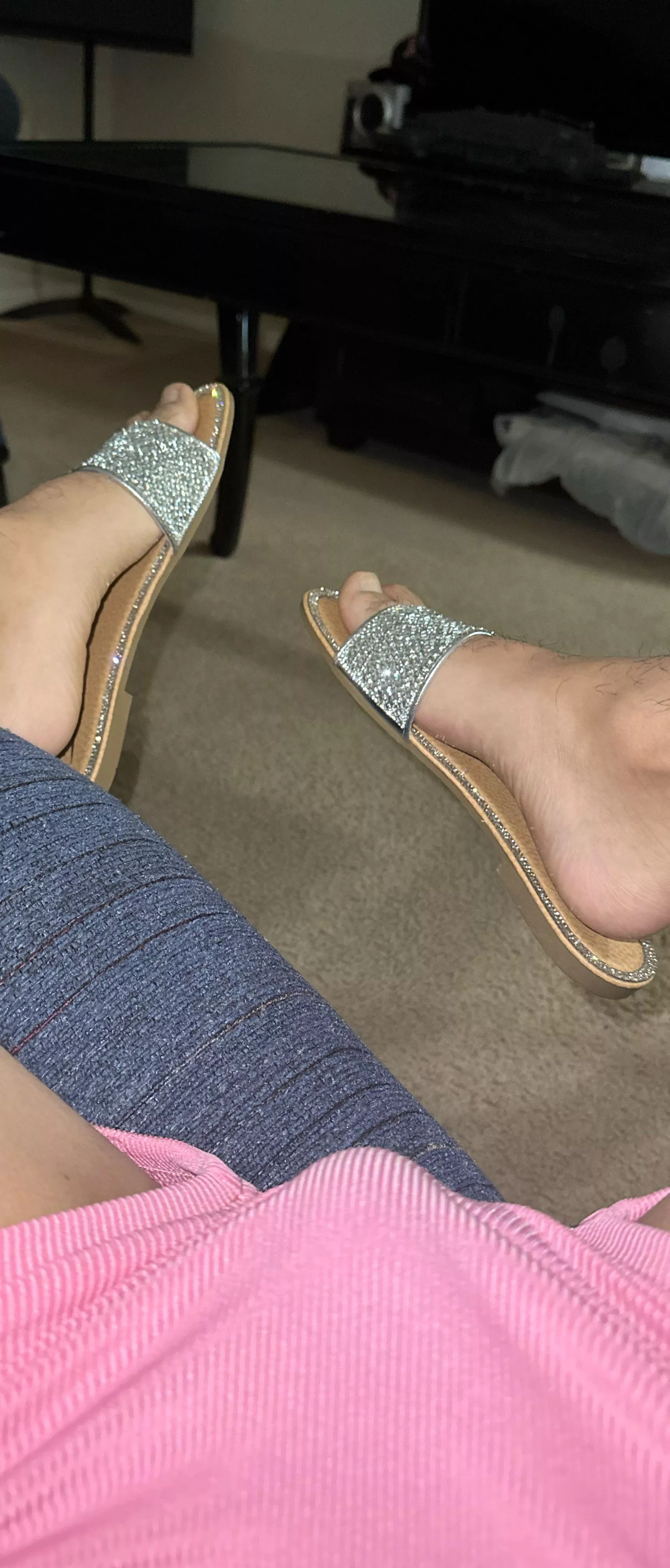 What color should I do my toes? posted by Sea-Cryptographer304