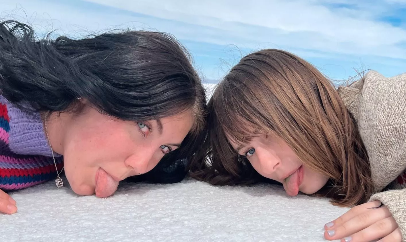 Who would give the better blowjob [2] posted by Tough-Designer6786